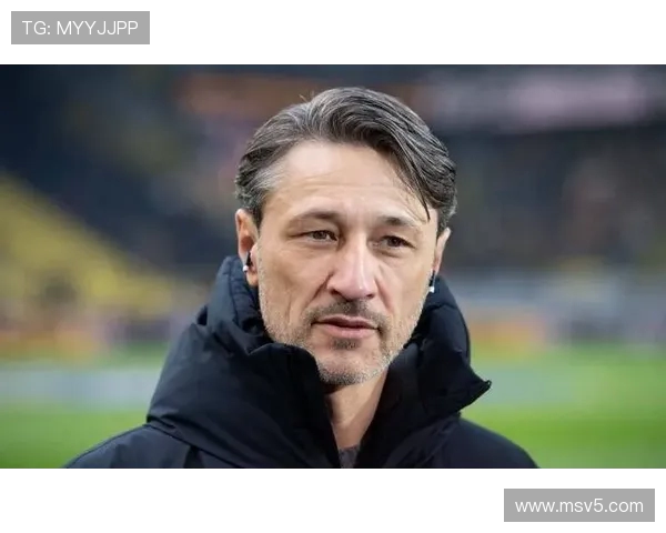 多特蒙德新年庆典科瓦奇化身酒保精彩活动不断球迷互动乐趣无穷